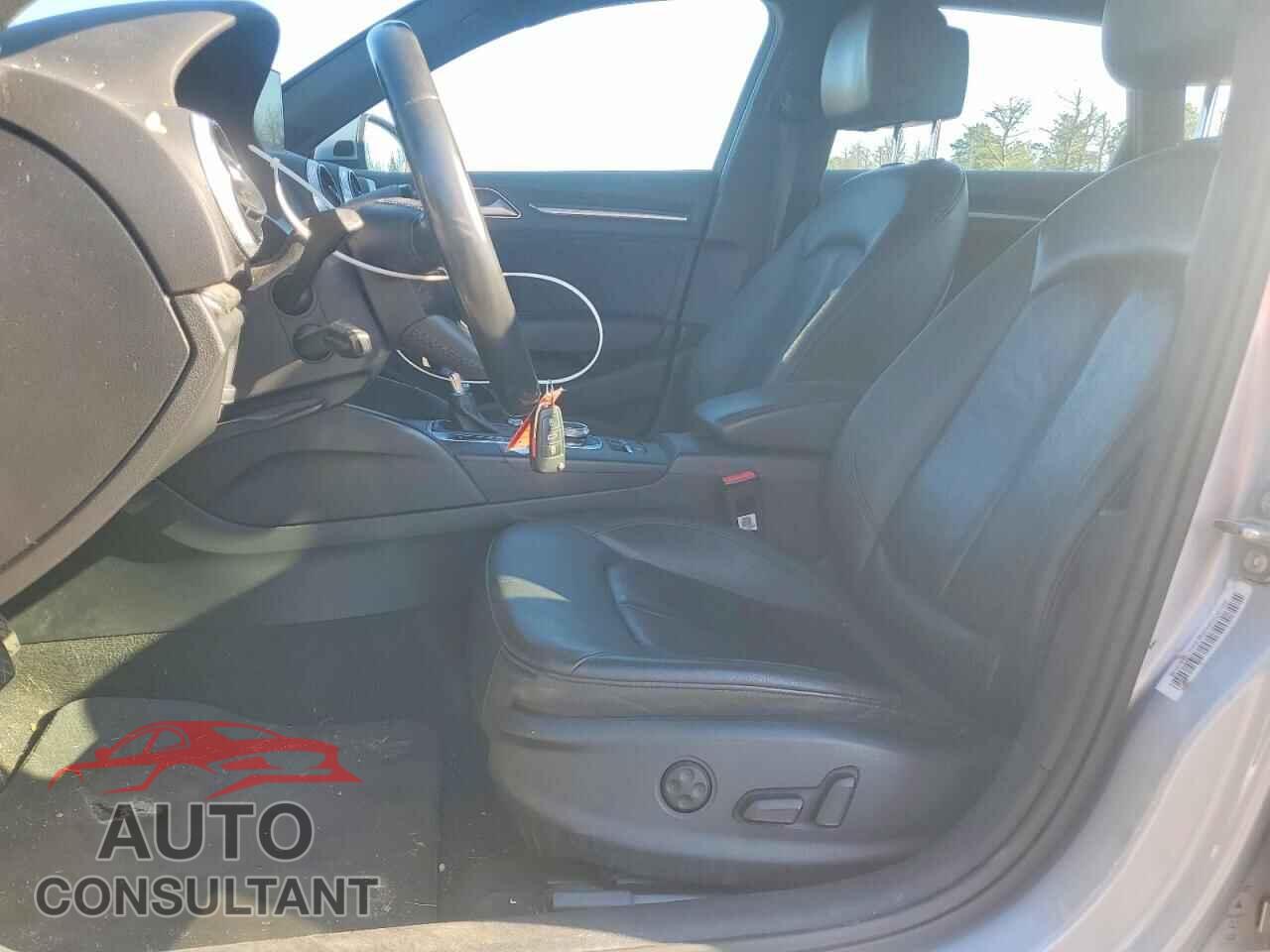 AUDI A3 2017 - WAUTPBFF1HA056743
