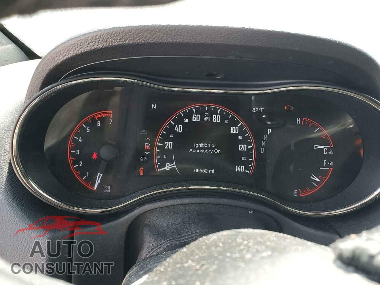 DODGE DURANGO 2018 - 1C4SDJCT2JC439404