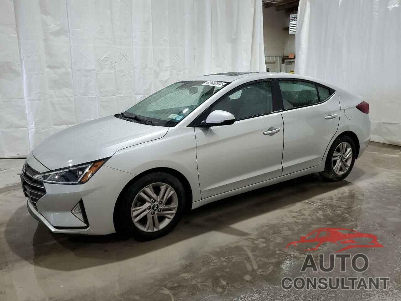 HYUNDAI ELANTRA 2019 - 5NPD84LF5KH420389