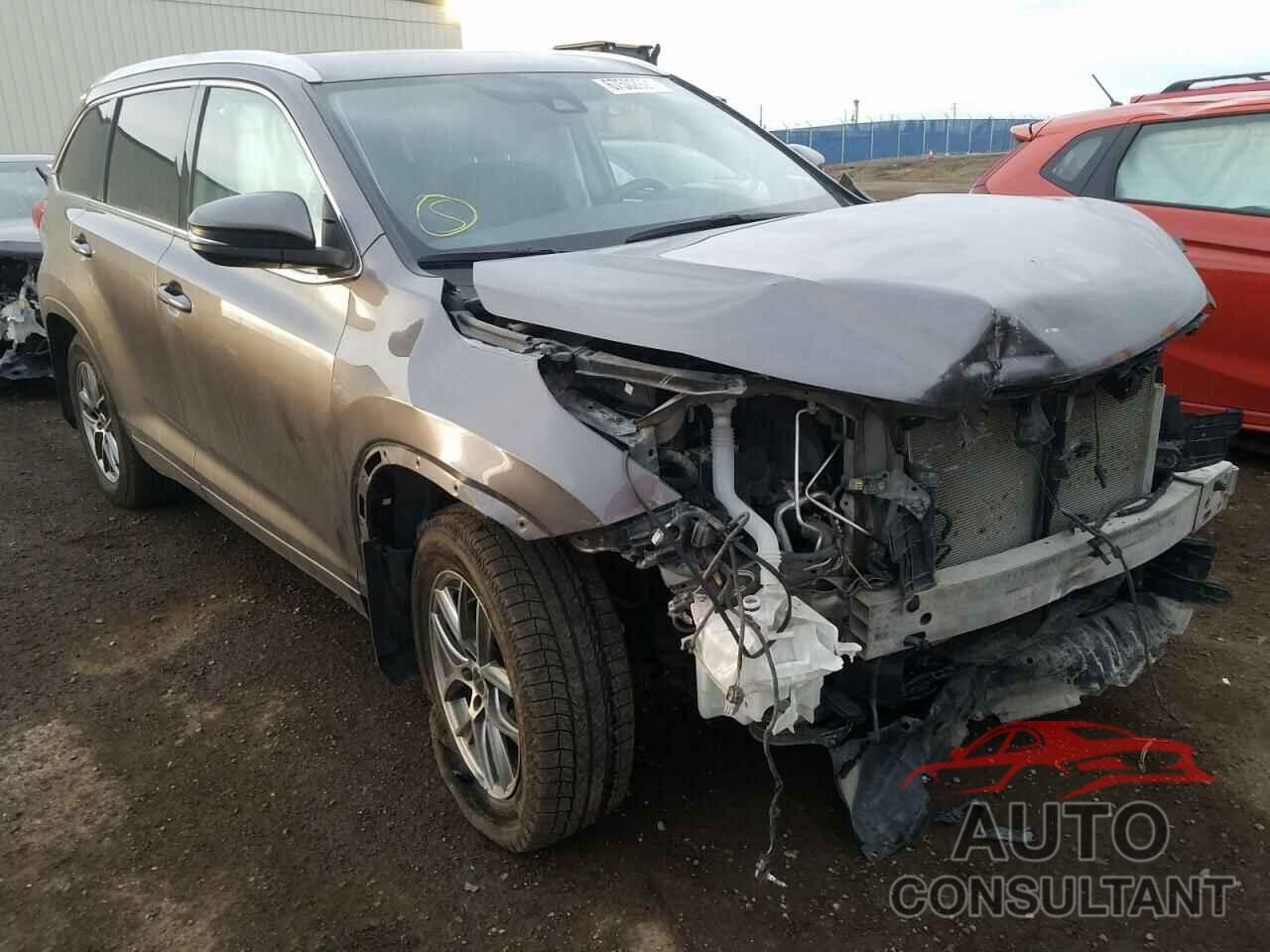 TOYOTA HIGHLANDER 2018 - 5TDJZRFH2JS532912