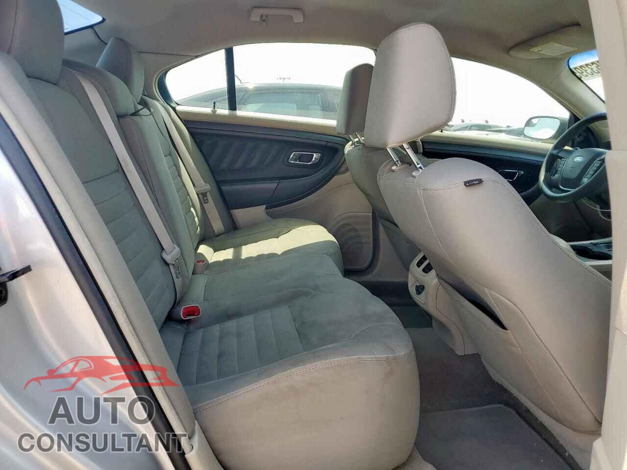 FORD TAURUS 2012 - 1FAHP2DW1CG117810
