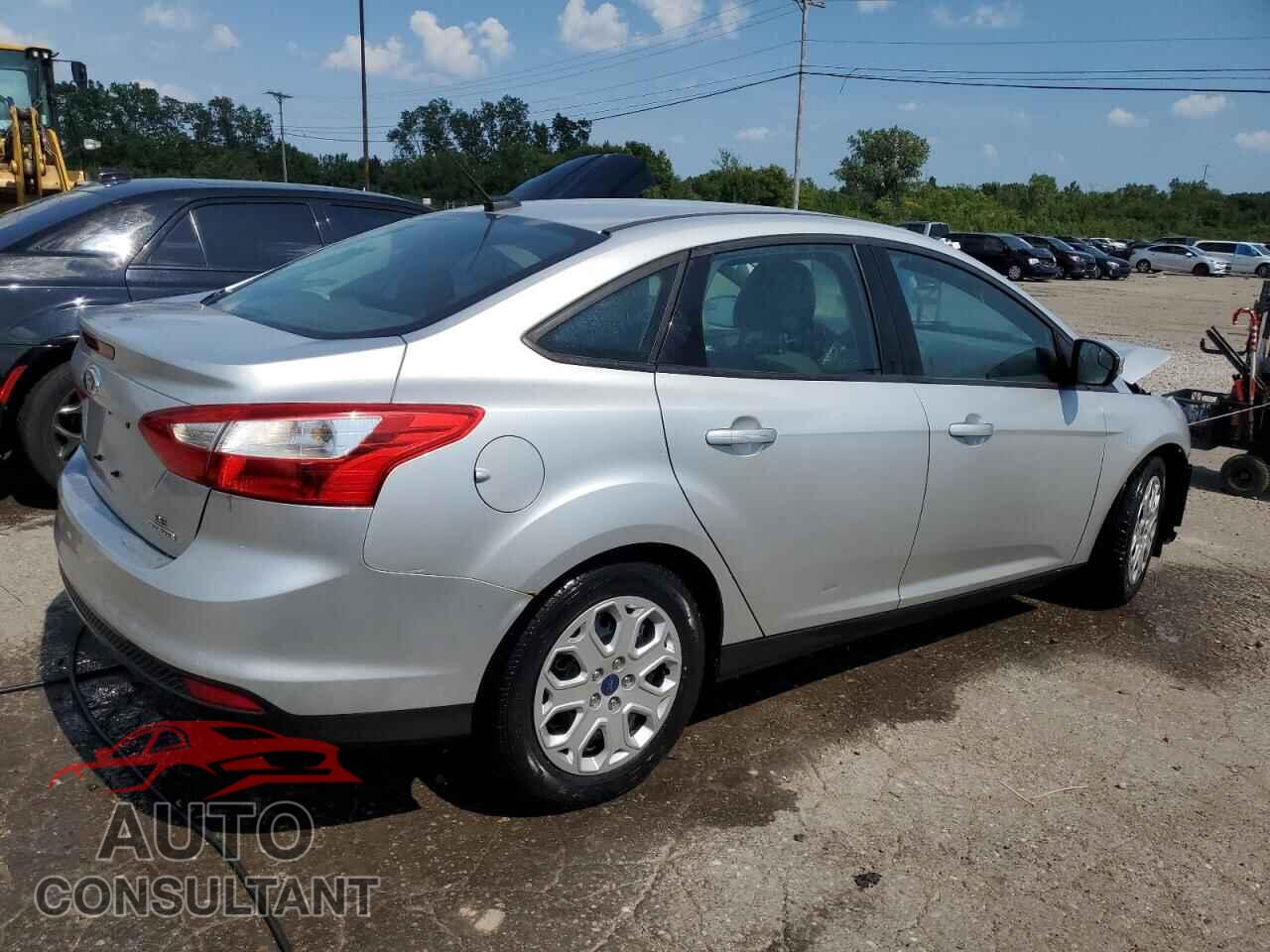 FORD FOCUS 2014 - 1FADP3F28EL331282