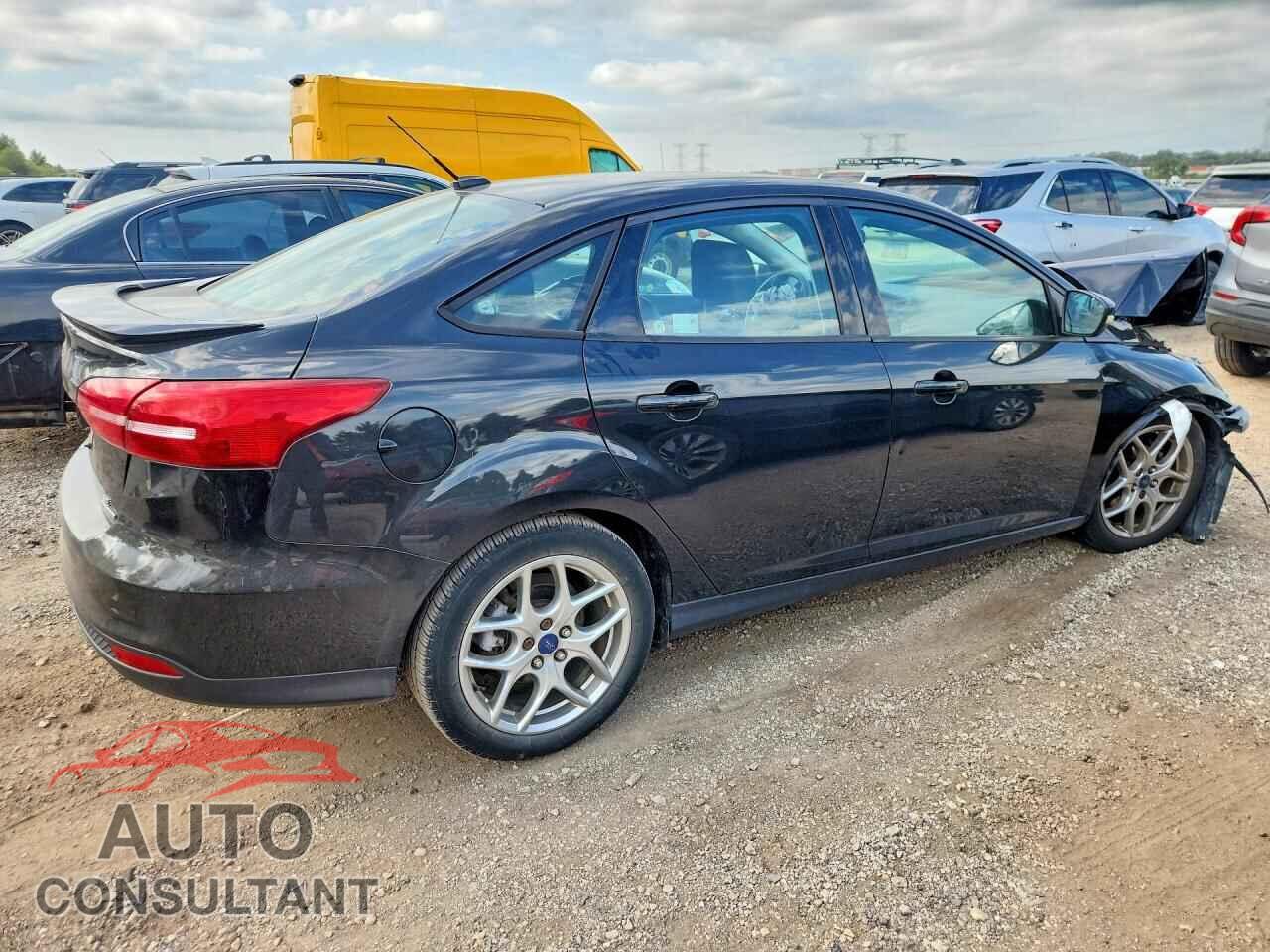 FORD FOCUS 2015 - 1FADP3F23FL200844