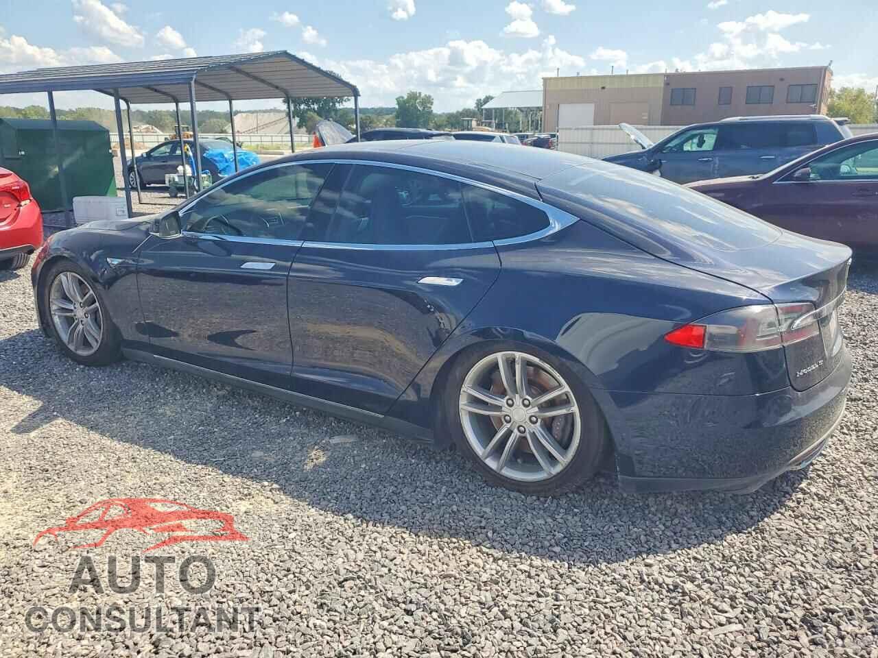 TESLA MODEL S 2013 - 5YJSA1CN2DFP04534