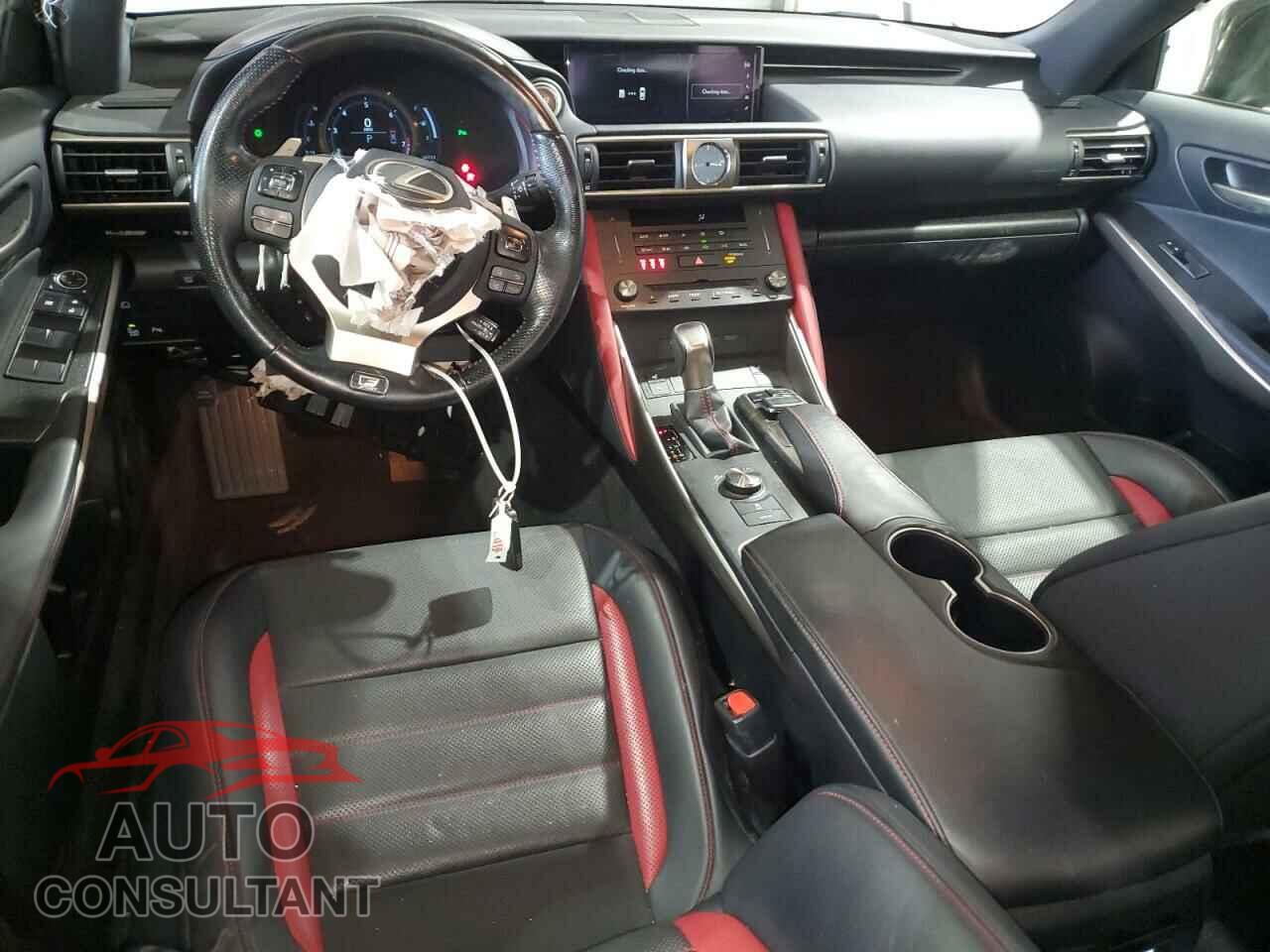LEXUS IS 2019 - JTHC81D27K5038370