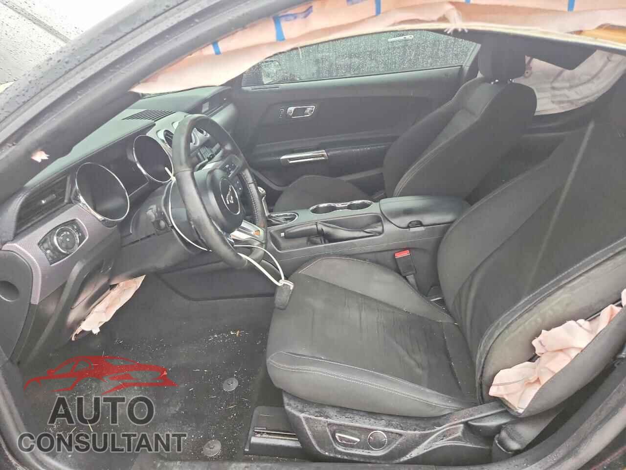 FORD MUSTANG 2017 - 1FA6P8TH8H5275867