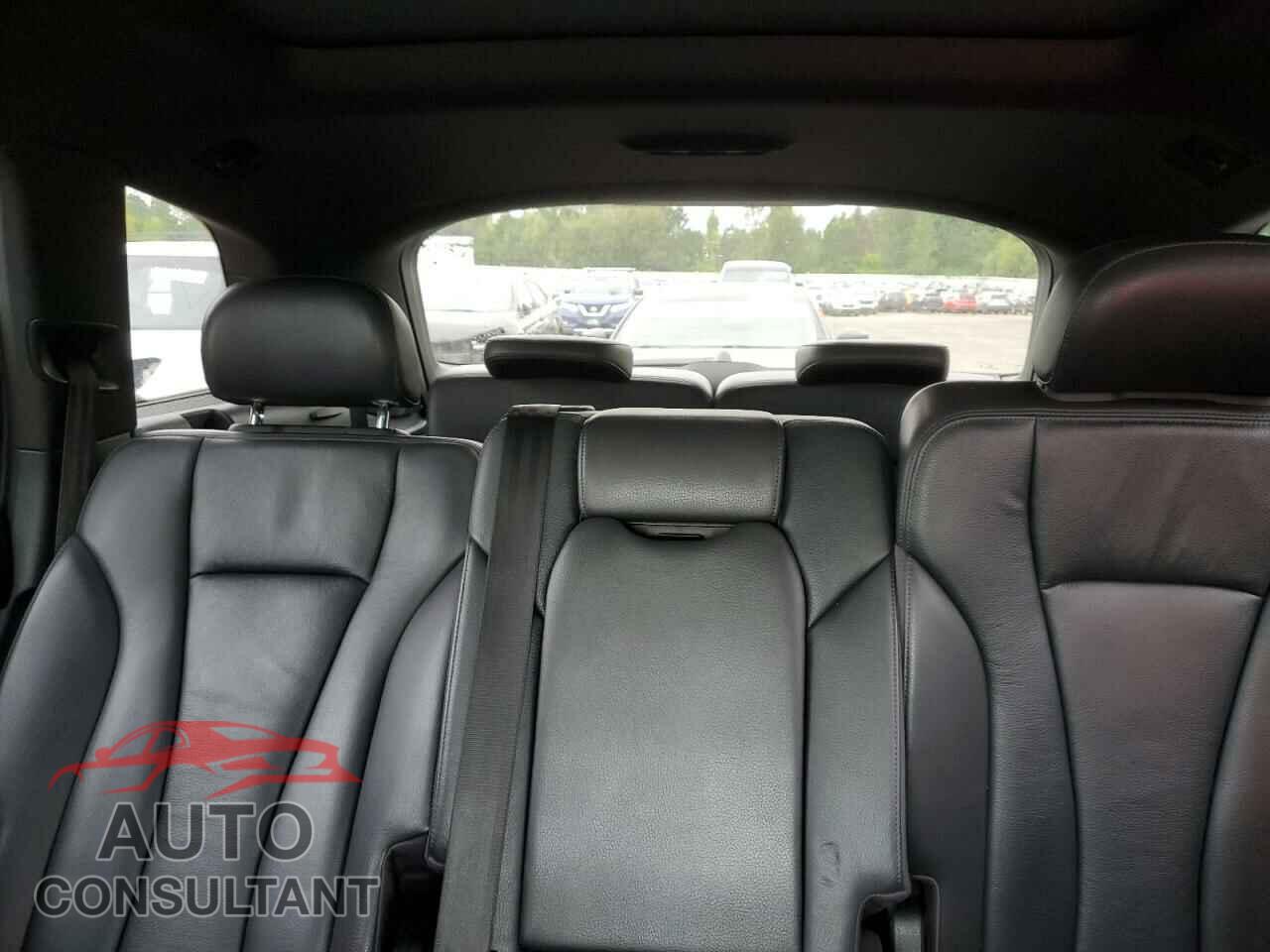AUDI Q7 2017 - WA1AHAF71HD044384