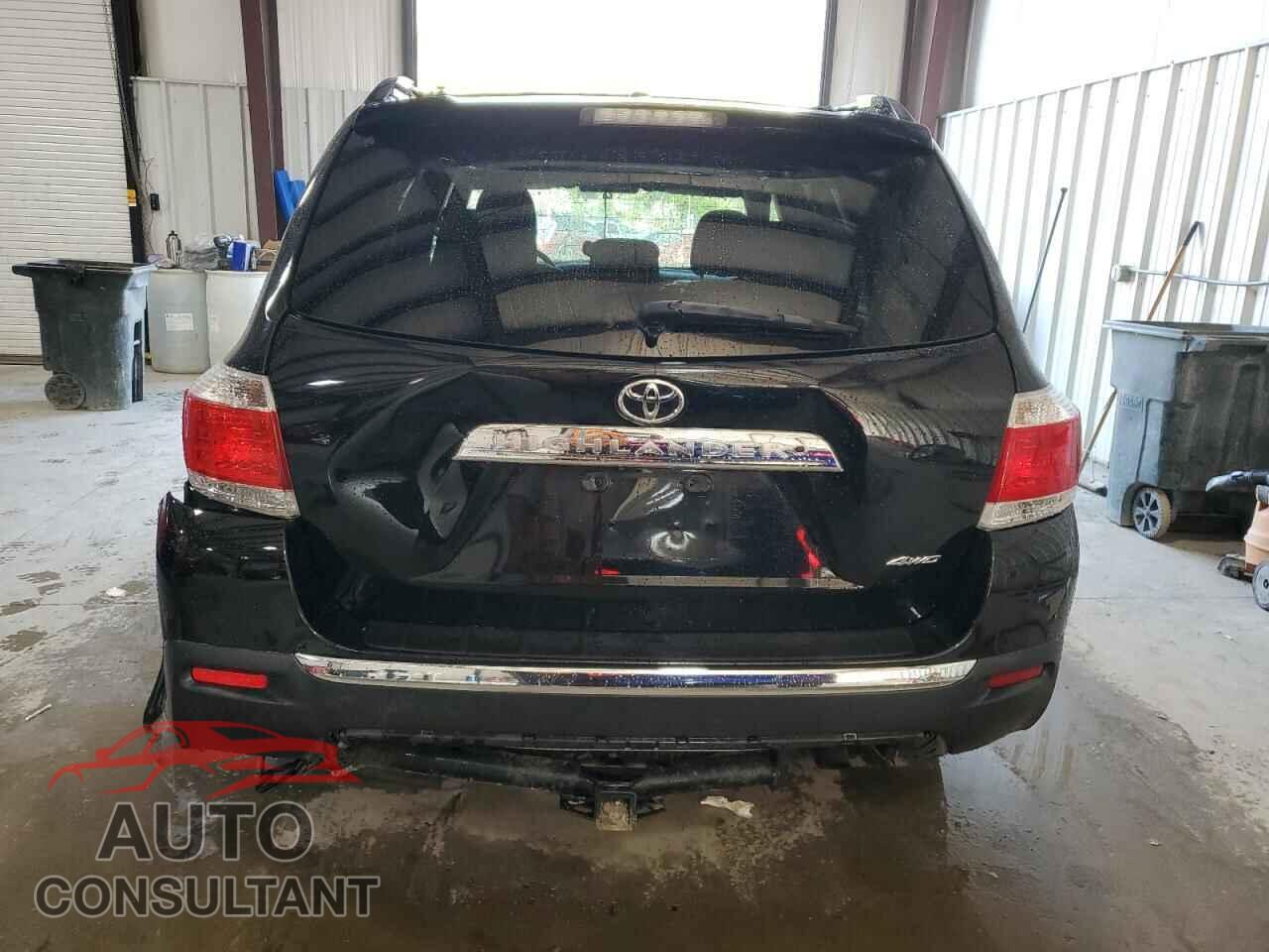 TOYOTA HIGHLANDER 2012 - 5TDBK3EH7CS151745