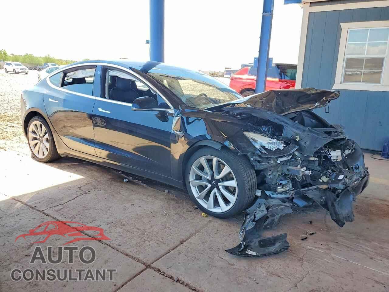 TESLA MODEL 3 2018 - 5YJ3E1EA8JF052680