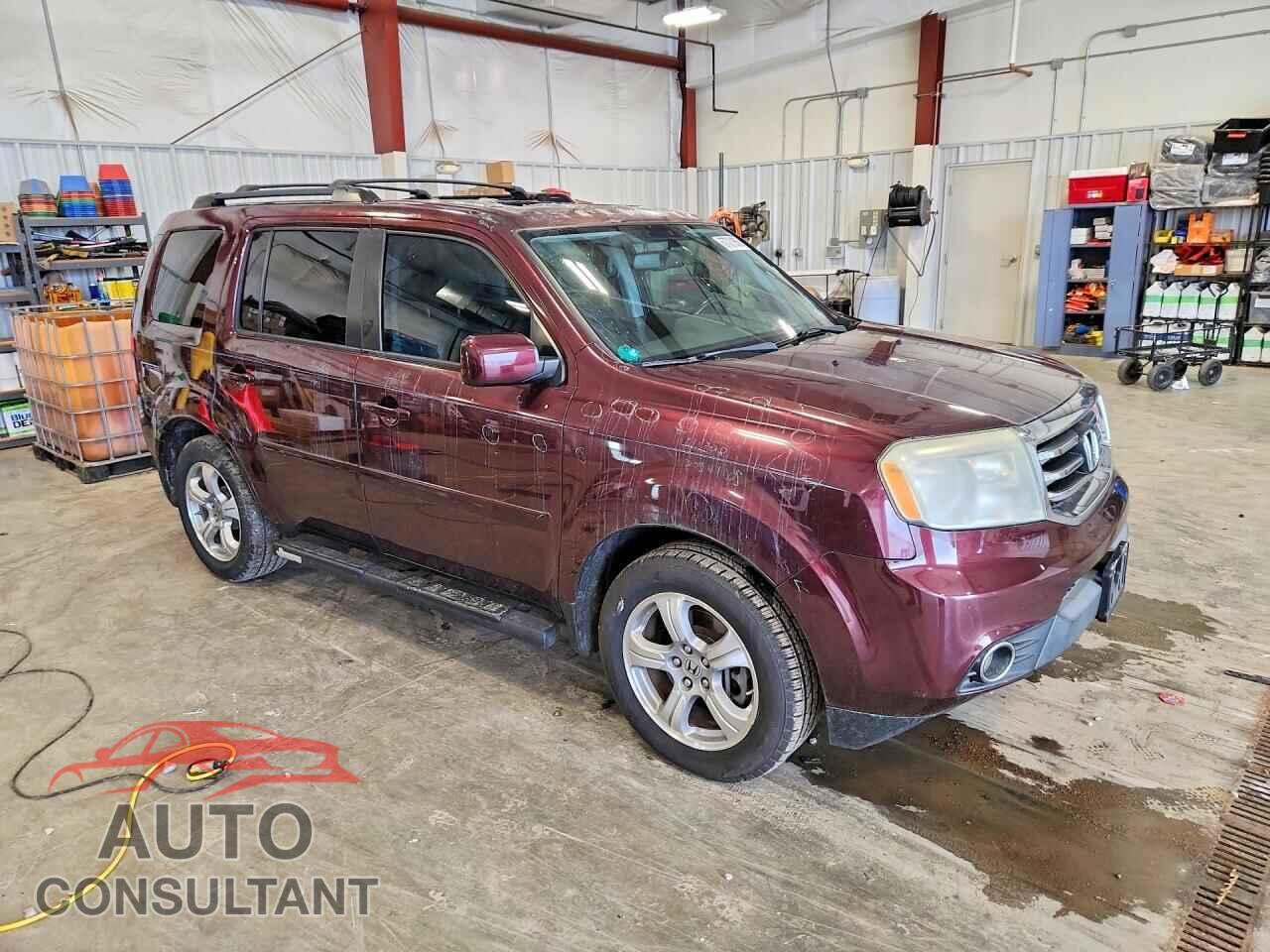 HONDA PILOT 2015 - 5FNYF3H59FB001712