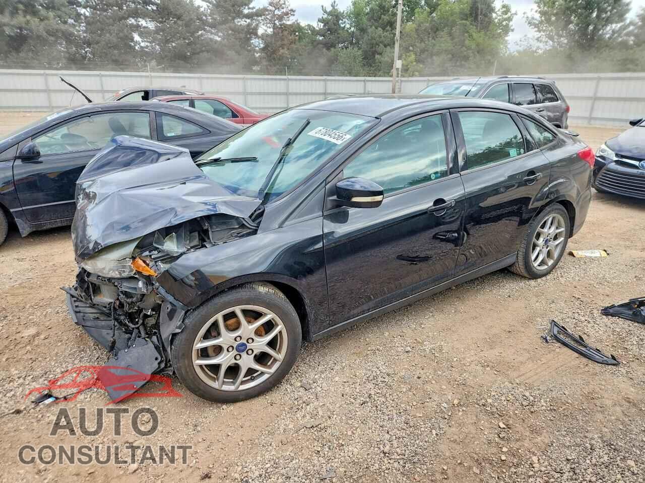 FORD FOCUS 2015 - 1FADP3F23FL200844