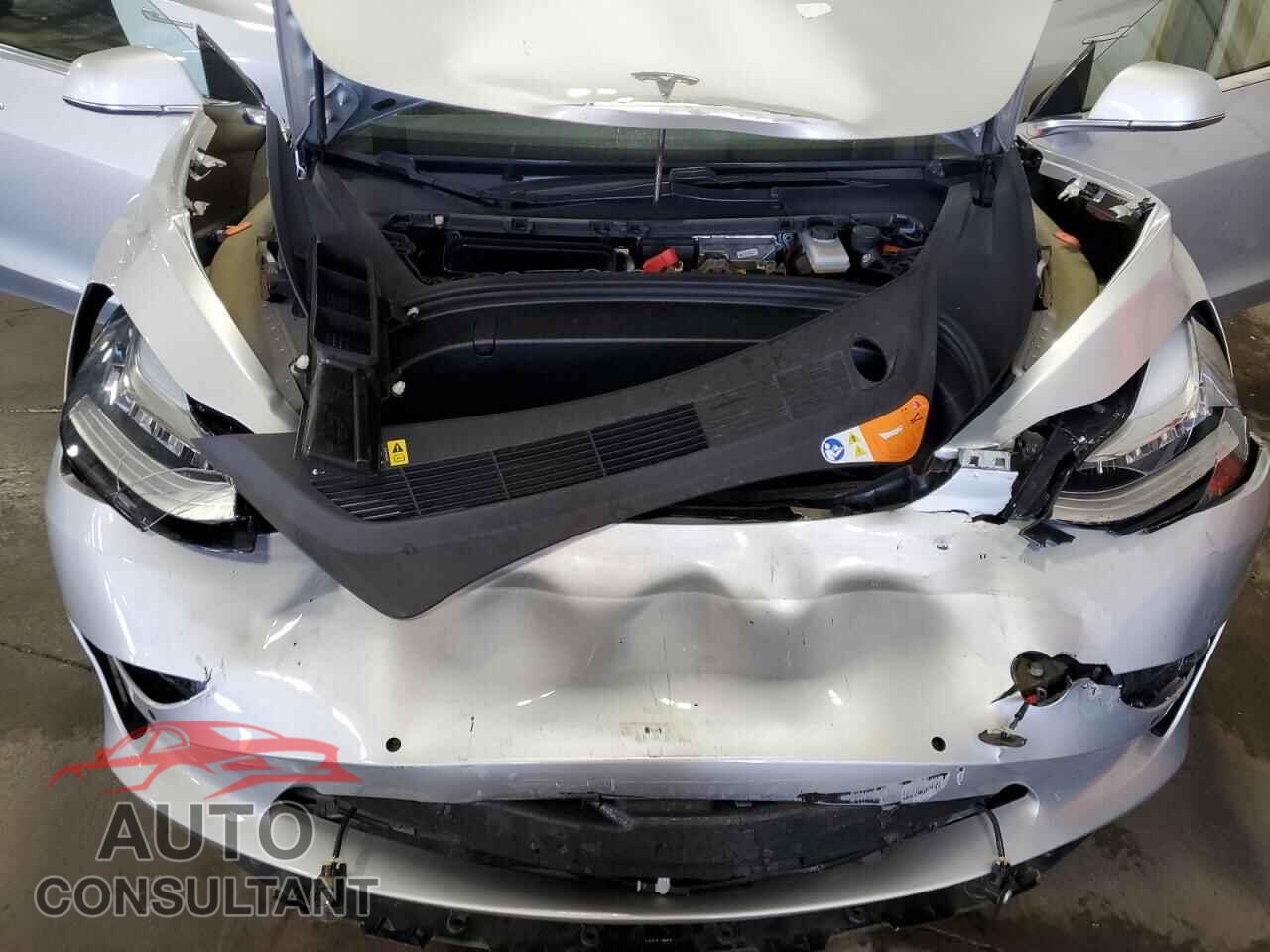TESLA MODEL 3 2018 - 5YJ3E1EA7JF006127