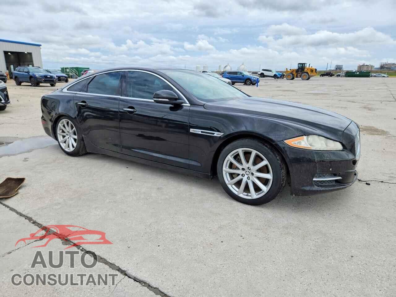 JAGUAR XJ 2013 - SAJWJ1CD5D8V45373