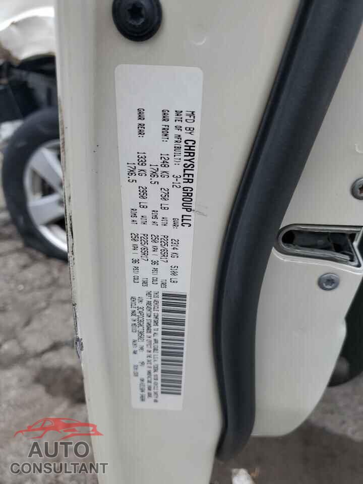 DODGE JOURNEY 2012 - 3C4PDCBG0CT305021