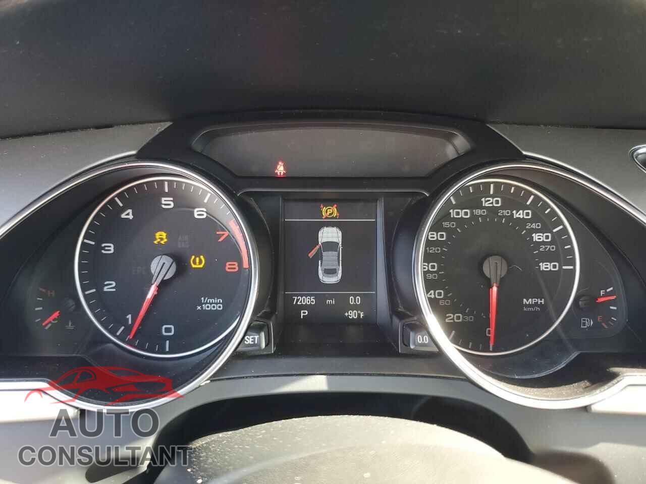 AUDI A5 2012 - WAULFAFH7CN000578