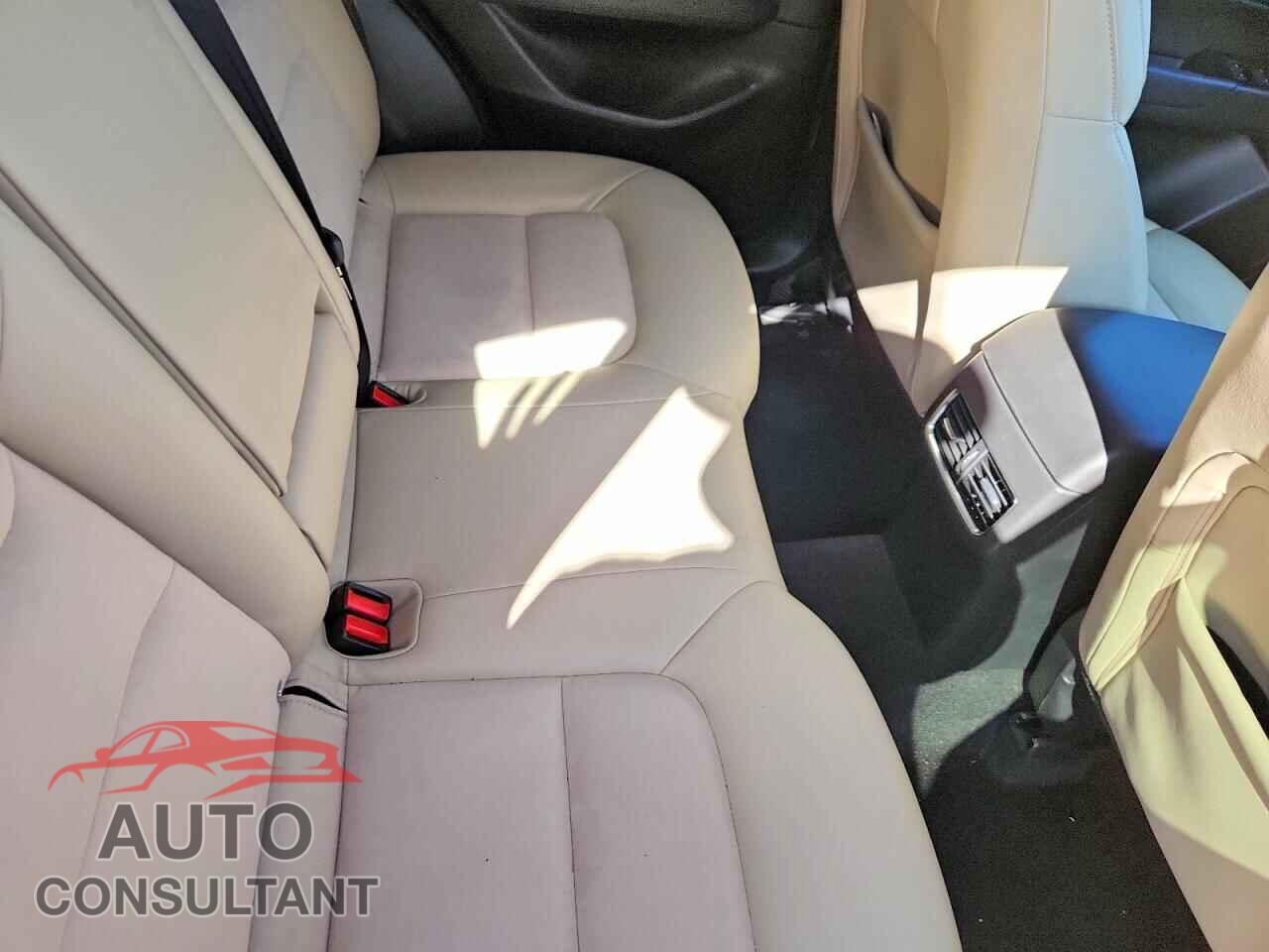 MAZDA CX-5 2019 - JM3KFACM3K1570171