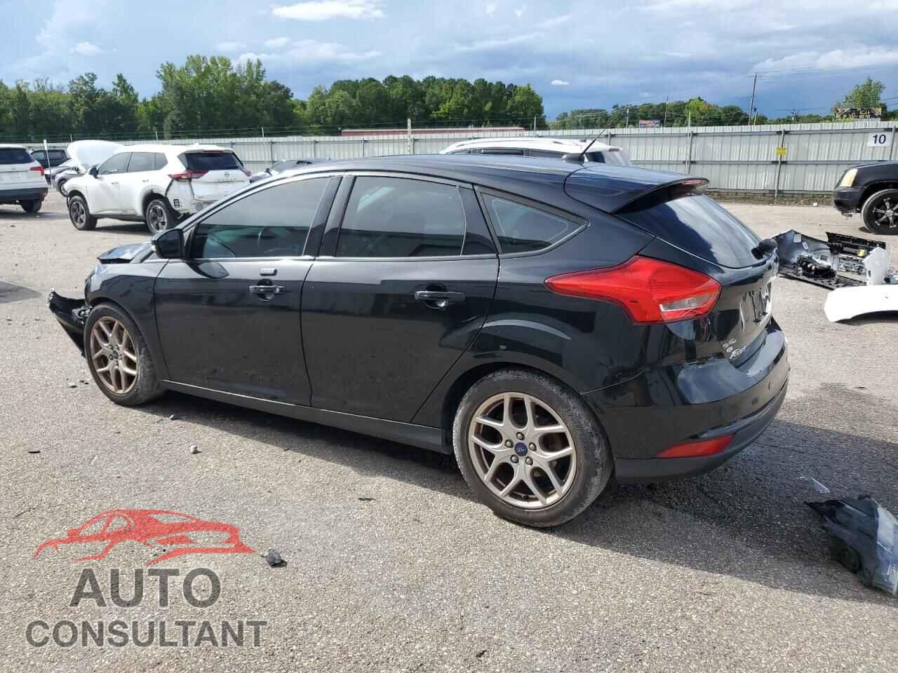 FORD FOCUS 2015 - 1FADP3K21FL374854