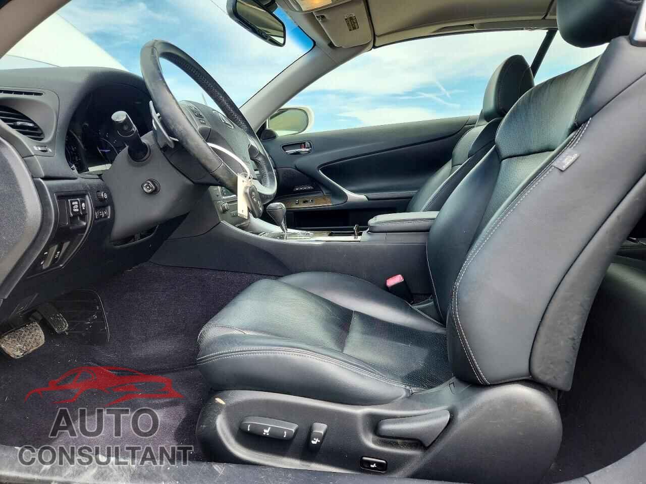 LEXUS IS 2013 - JTHFE2C22D2509794