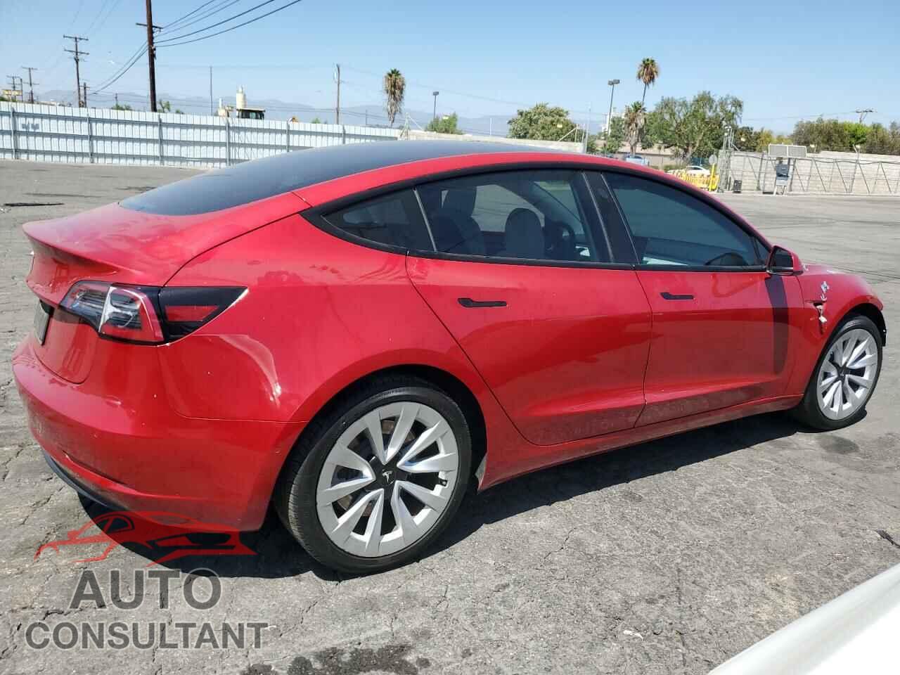 TESLA MODEL 3 2021 - 5YJ3E1EA8MF877526