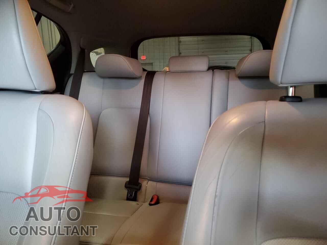 LEXUS CT 200 2012 - JTHKD5BH9C2114888