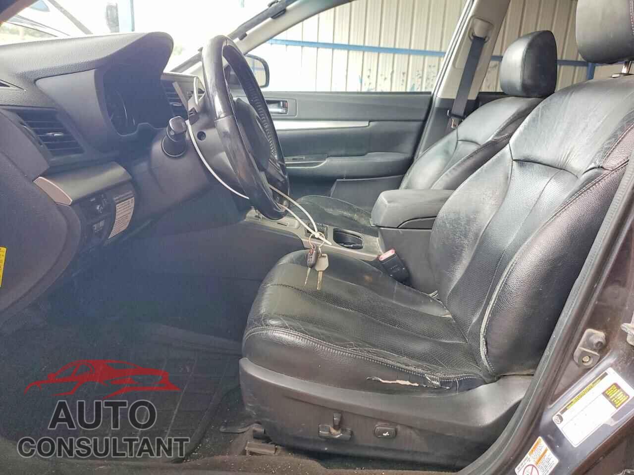 SUBARU OUTBACK 2011 - 4S4BRBCC8B3410042