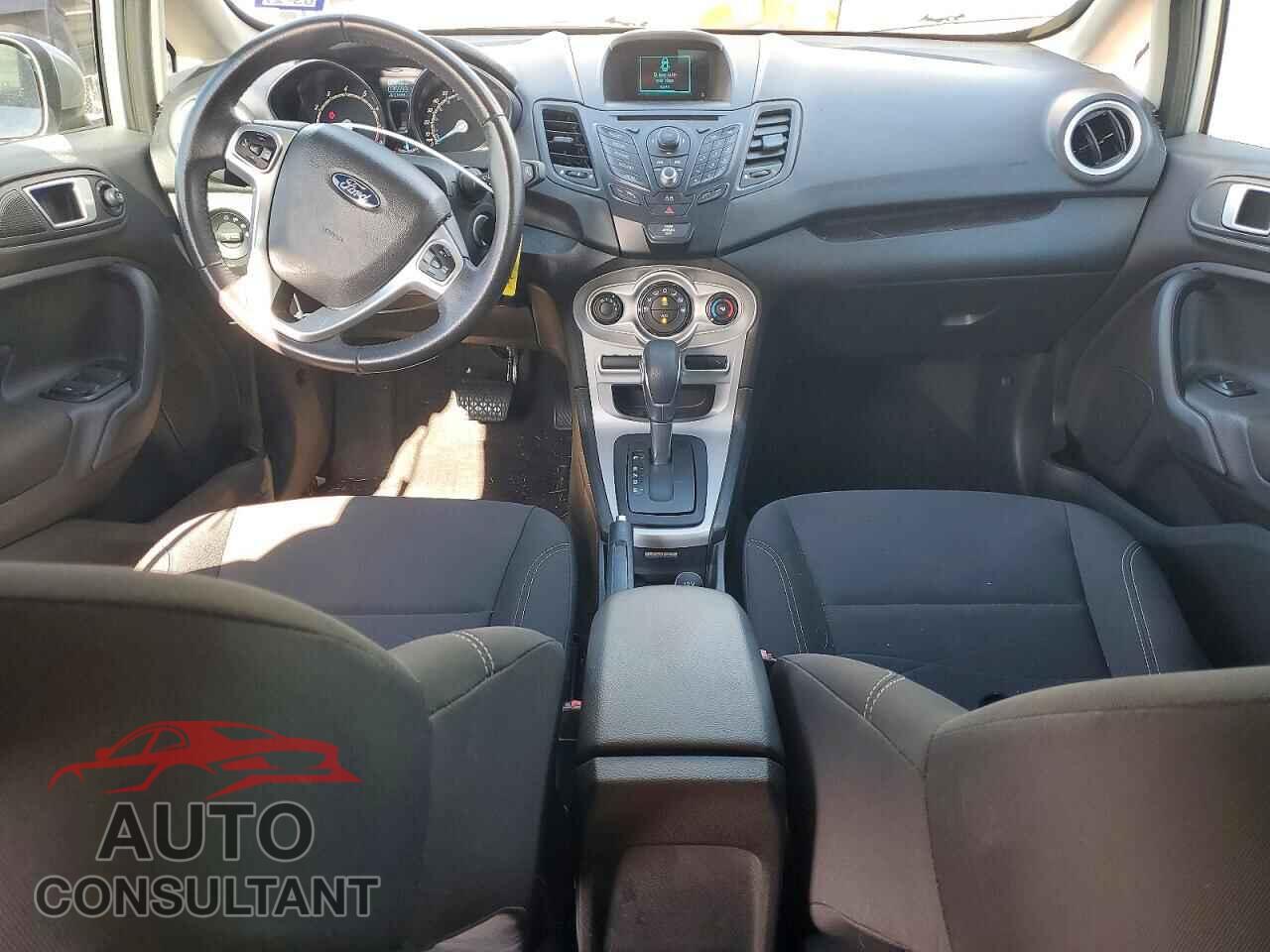 FORD FIESTA 2015 - 3FADP4EJ7FM164671