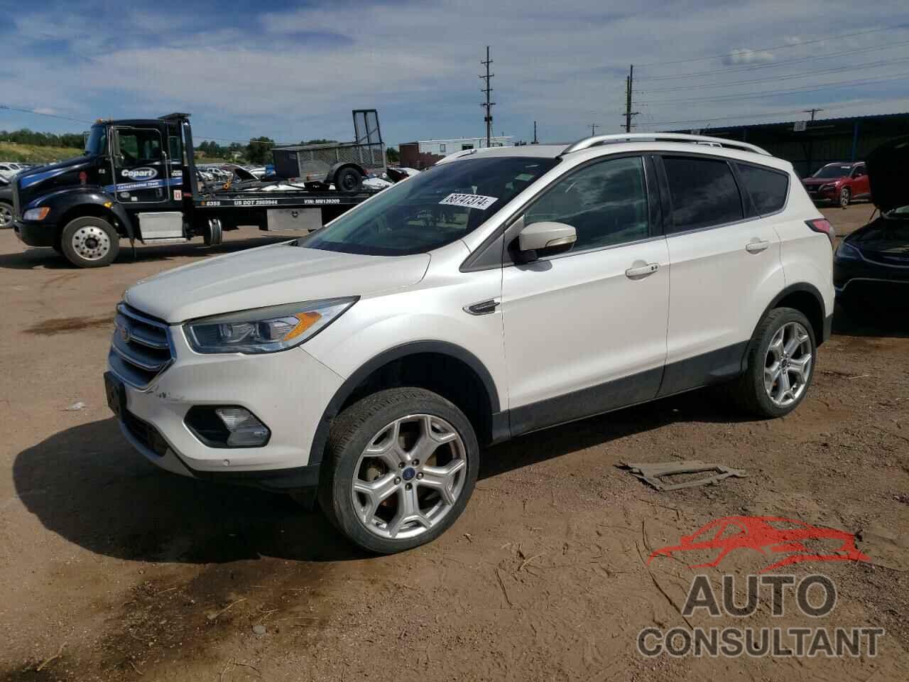 FORD ESCAPE 2017 - 1FMCU9J99HUD60371