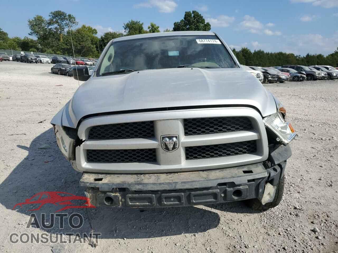 DODGE RAM 1500 2012 - 1C6RD7FT9CS325865
