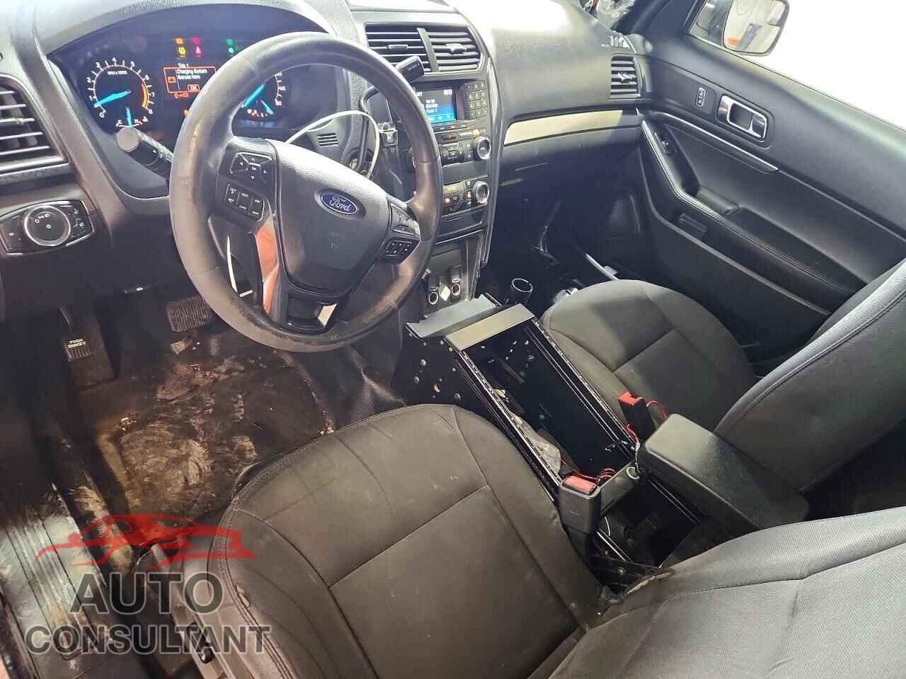FORD EXPLORER 2019 - 1FM5K8AR0KGA32142