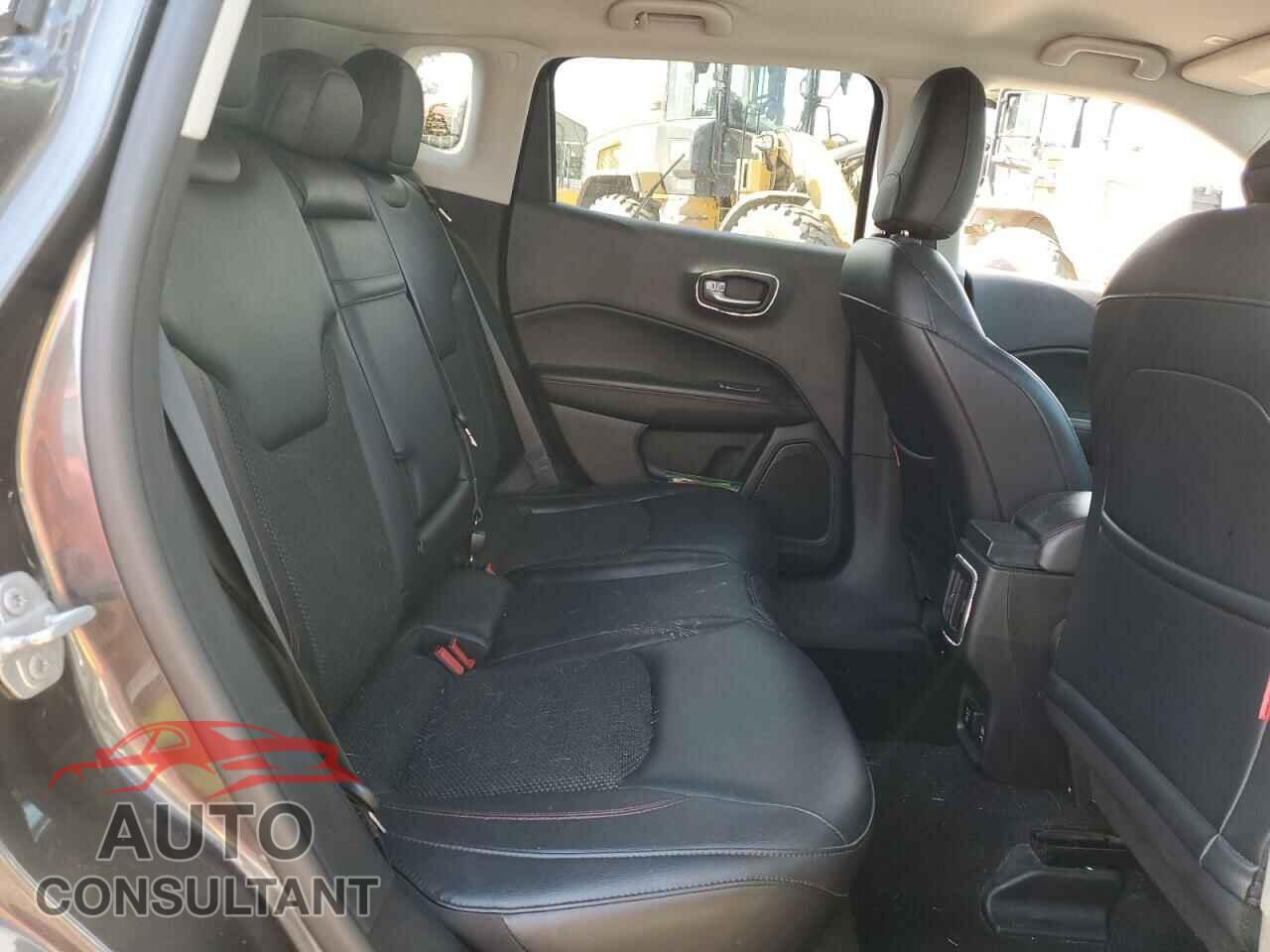 JEEP COMPASS 2017 - 3C4NJDDB3HT675037
