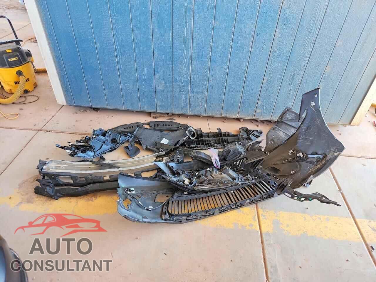LEXUS ES300 2019 - JTHB21B13K2003110