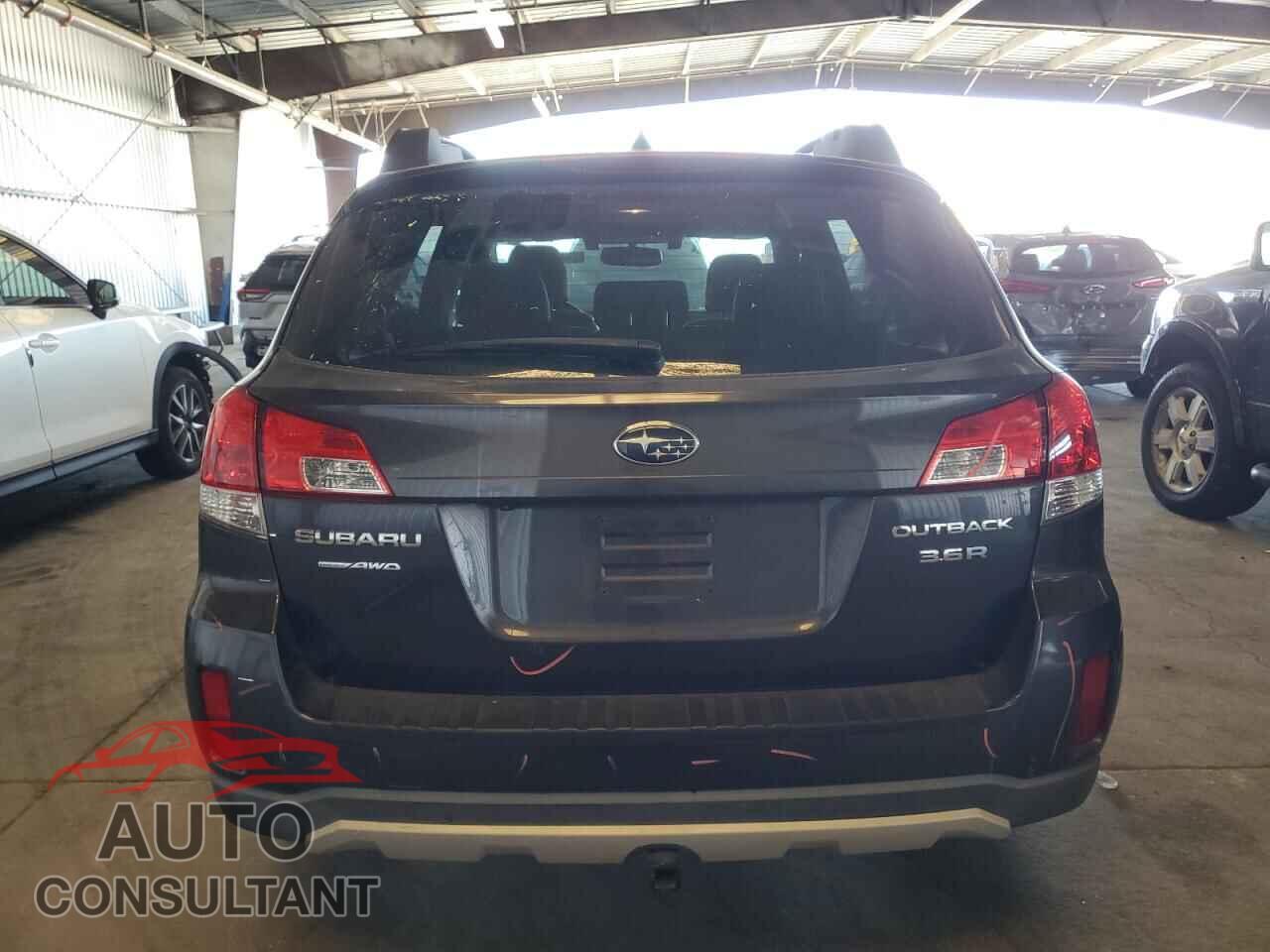 SUBARU OUTBACK 2013 - 4S4BRDPC2D2232109