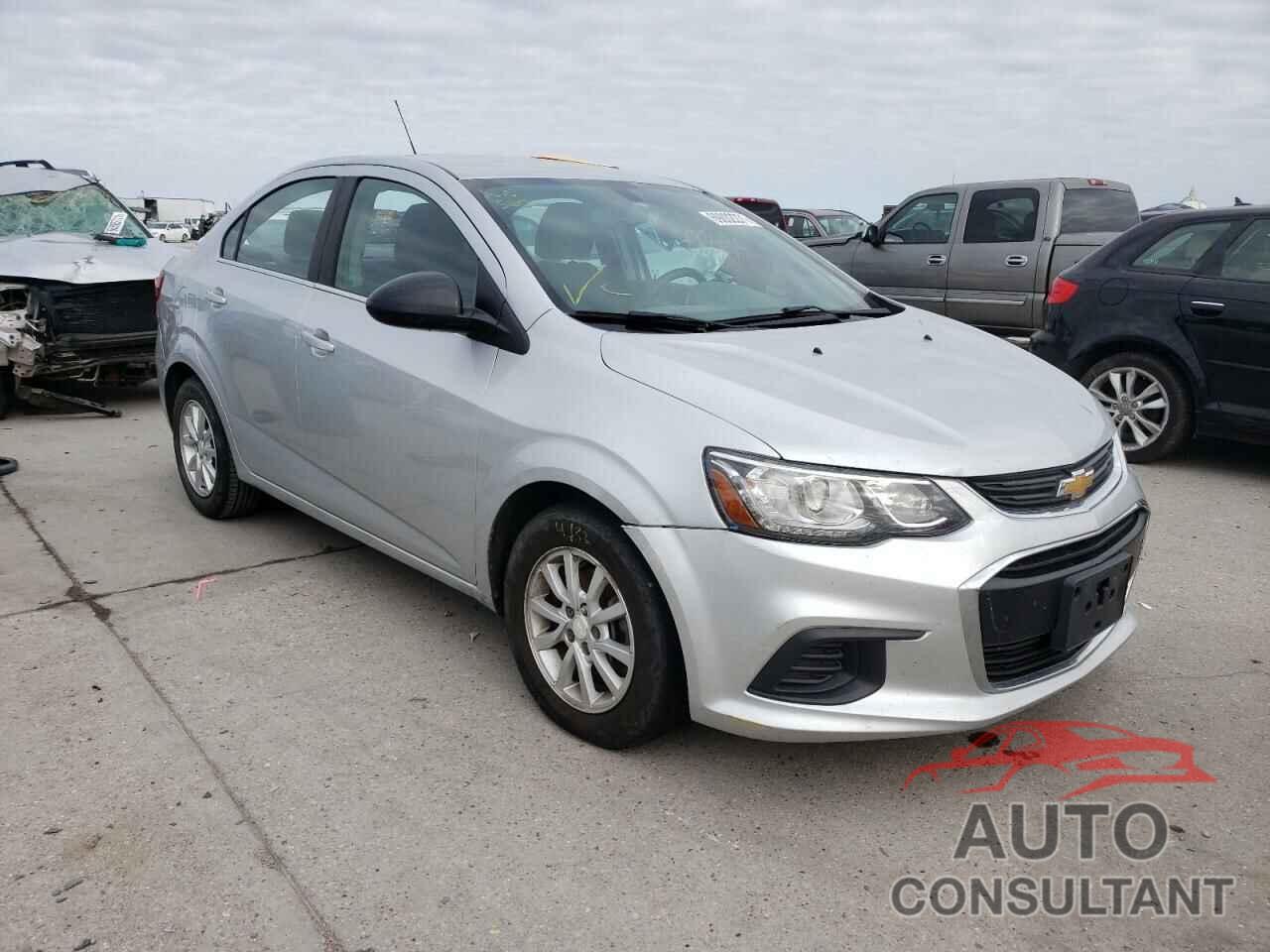 CHEVROLET SONIC 2017 - 1G1JD5SH4H4105792