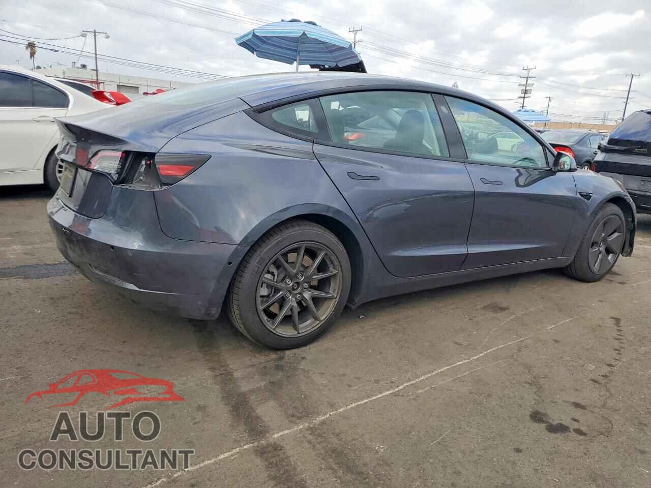 TESLA MODEL 3 2023 - 5YJ3E1EA5PF686604