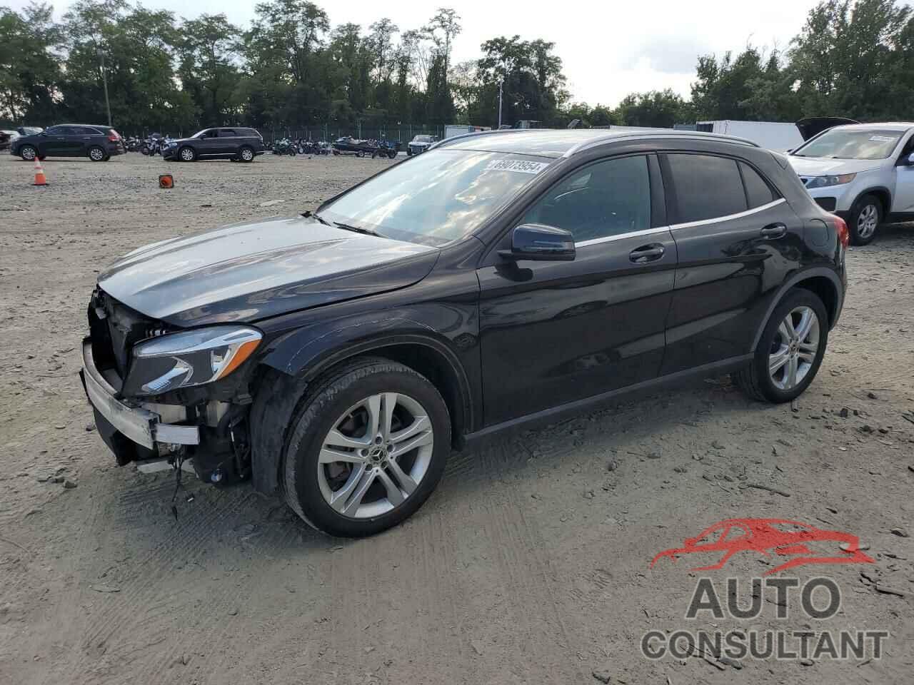 MERCEDES-BENZ GLA-CLASS 2019 - WDCTG4EB7KU002912