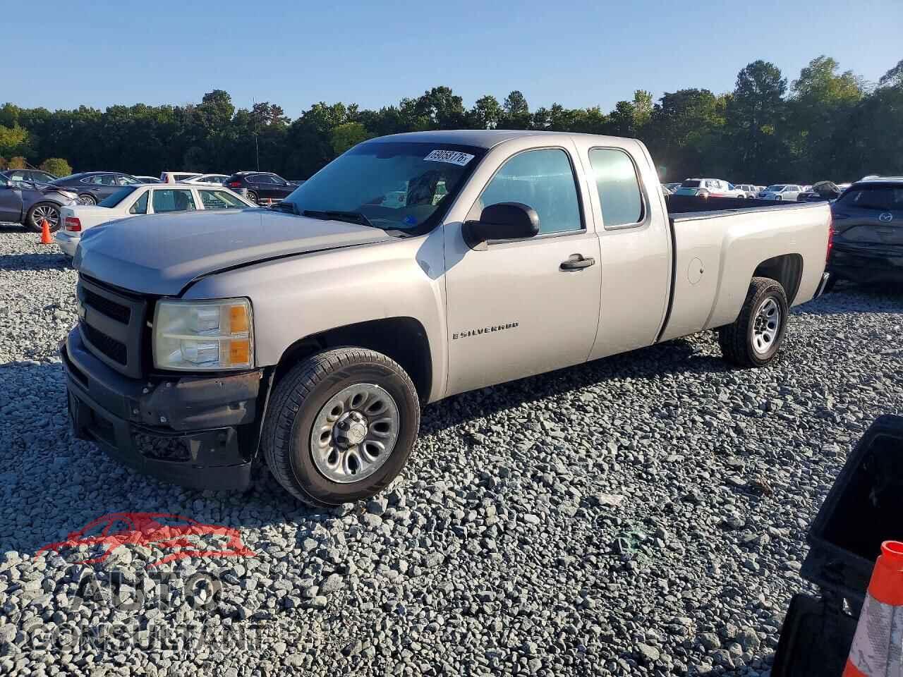 CHEVROLET SILVERADO 2009 - 1GCEC19059E147405