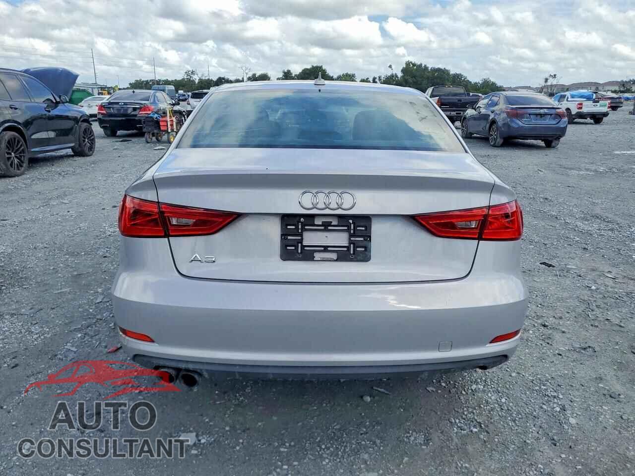 AUDI A3 2015 - WAUACGFF8F1059409