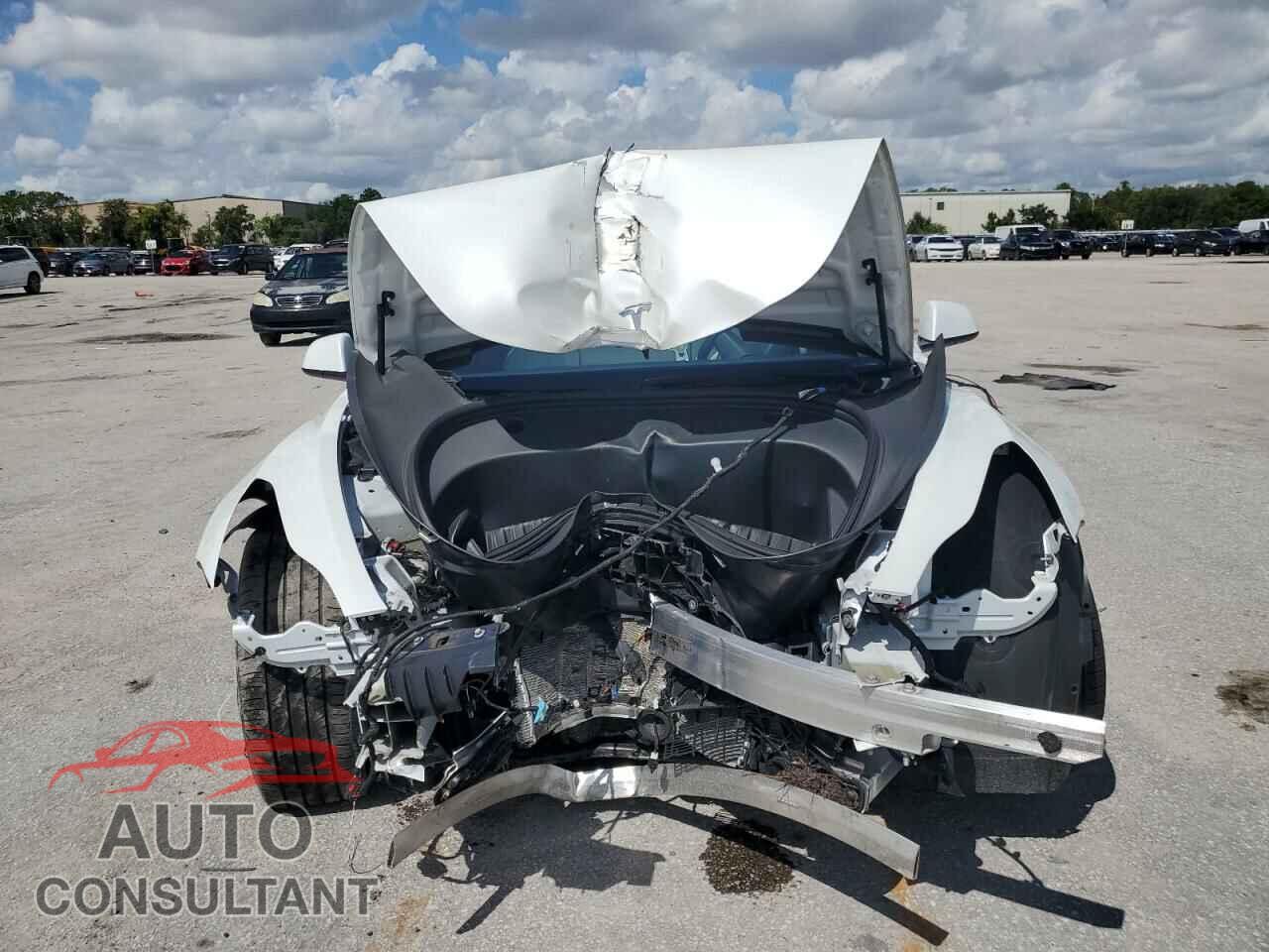 TESLA MODEL 3 2023 - 5YJ3E1EA0PF487878