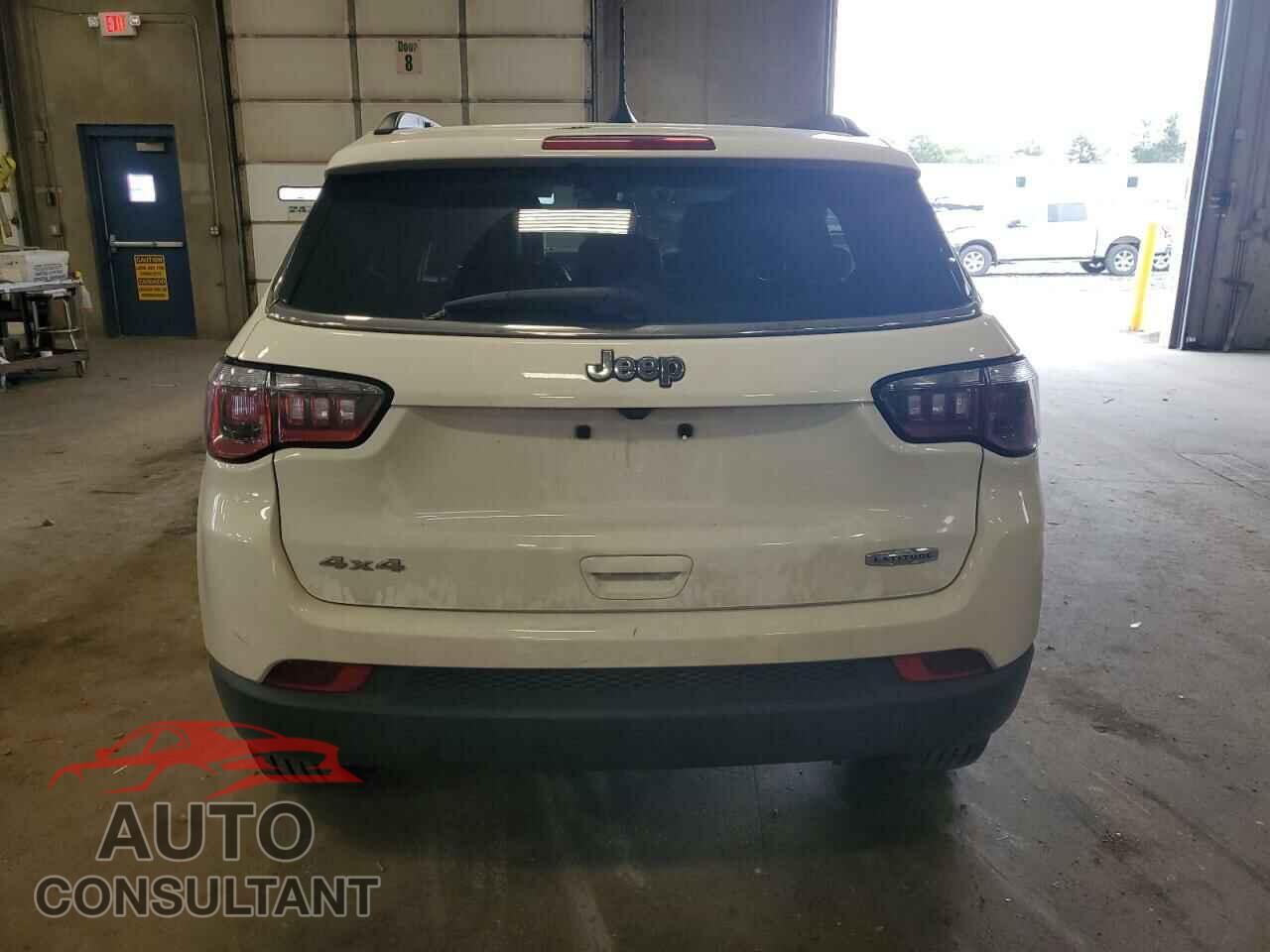 JEEP COMPASS 2020 - 3C4NJDBB0LT157771
