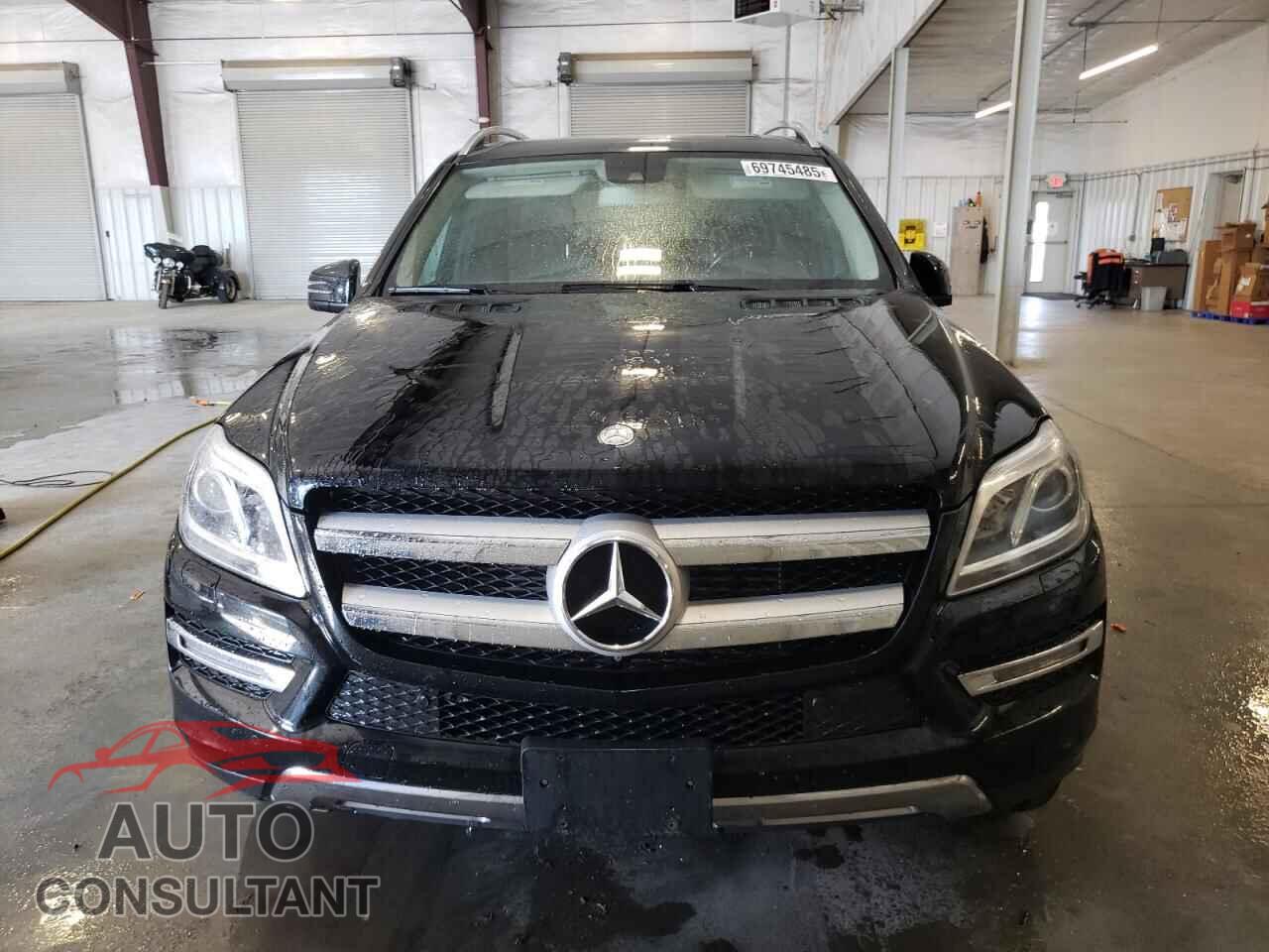 MERCEDES-BENZ GL-CLASS 2015 - 4JGDF2EE2FA556891