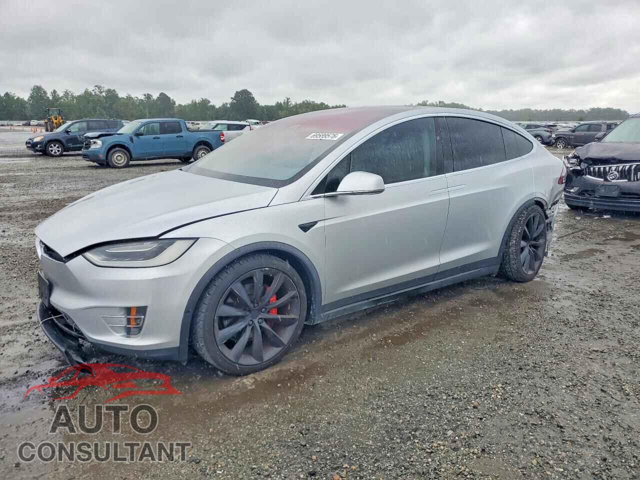 TESLA MODEL X 2017 - 5YJXCDE48HF056158