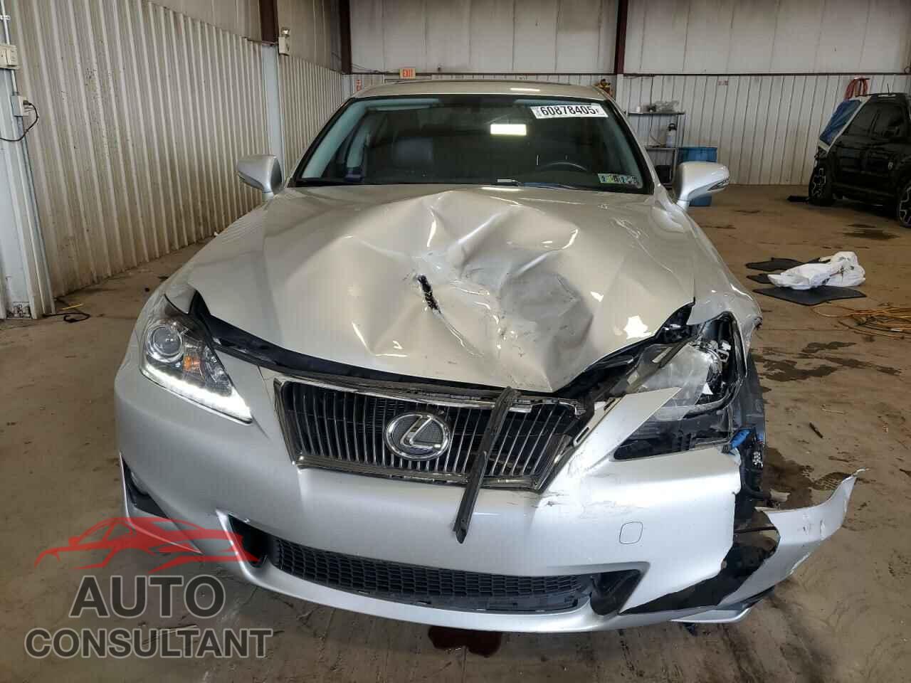 LEXUS IS 2012 - JTHCF5C27C5058506