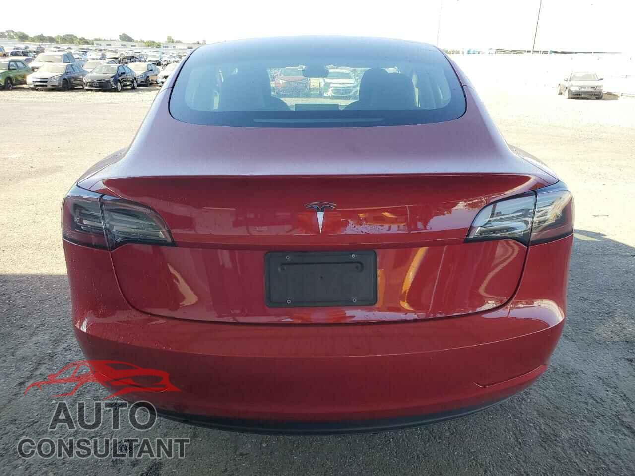 TESLA MODEL 3 2022 - 5YJ3E1EA8NF304837