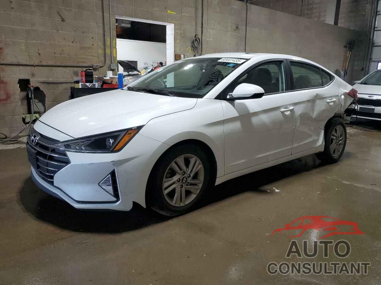 HYUNDAI ELANTRA 2019 - 5NPD84LF7KH402797