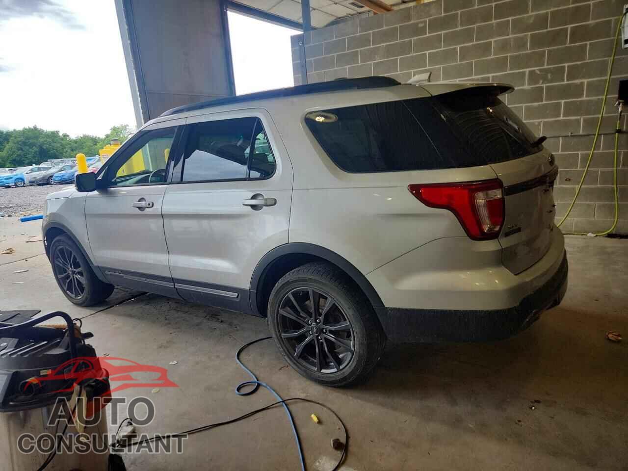 FORD EXPLORER 2017 - 1FM5K8D85HGB69914