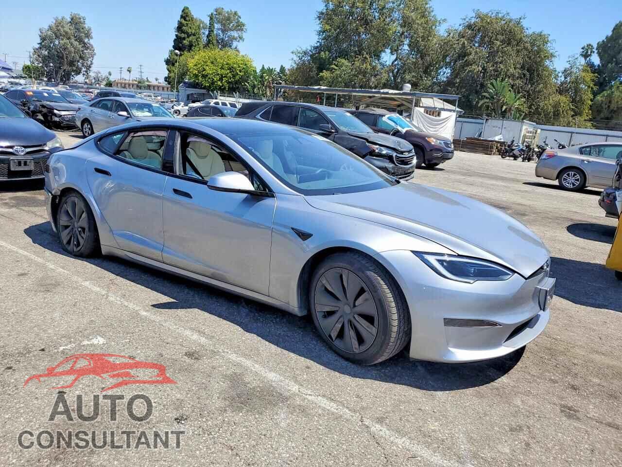 TESLA MODEL S 2025 - 5YJSA1E58SF550843