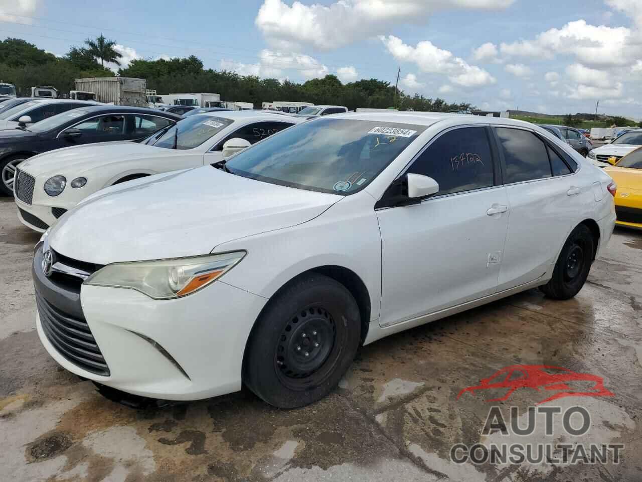 TOYOTA CAMRY 2016 - 4T1BF1FK4GU202697