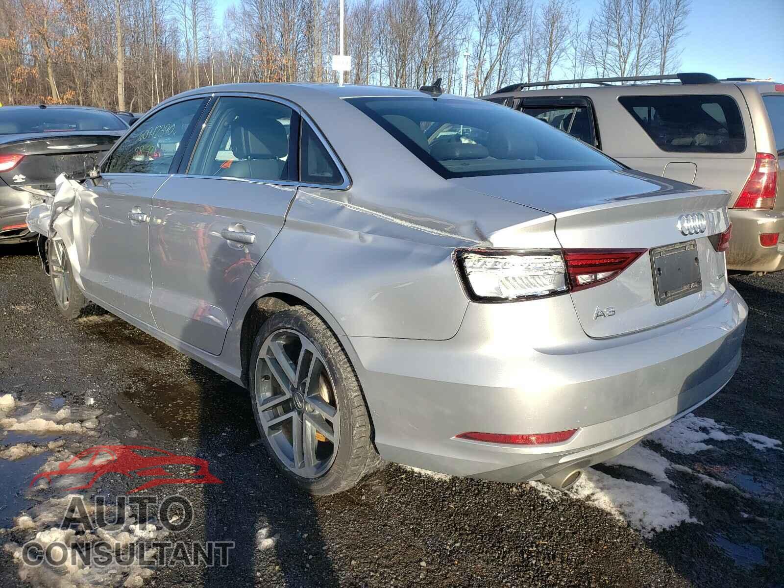 AUDI A3 2019 - WAUBEGFF6K1017846