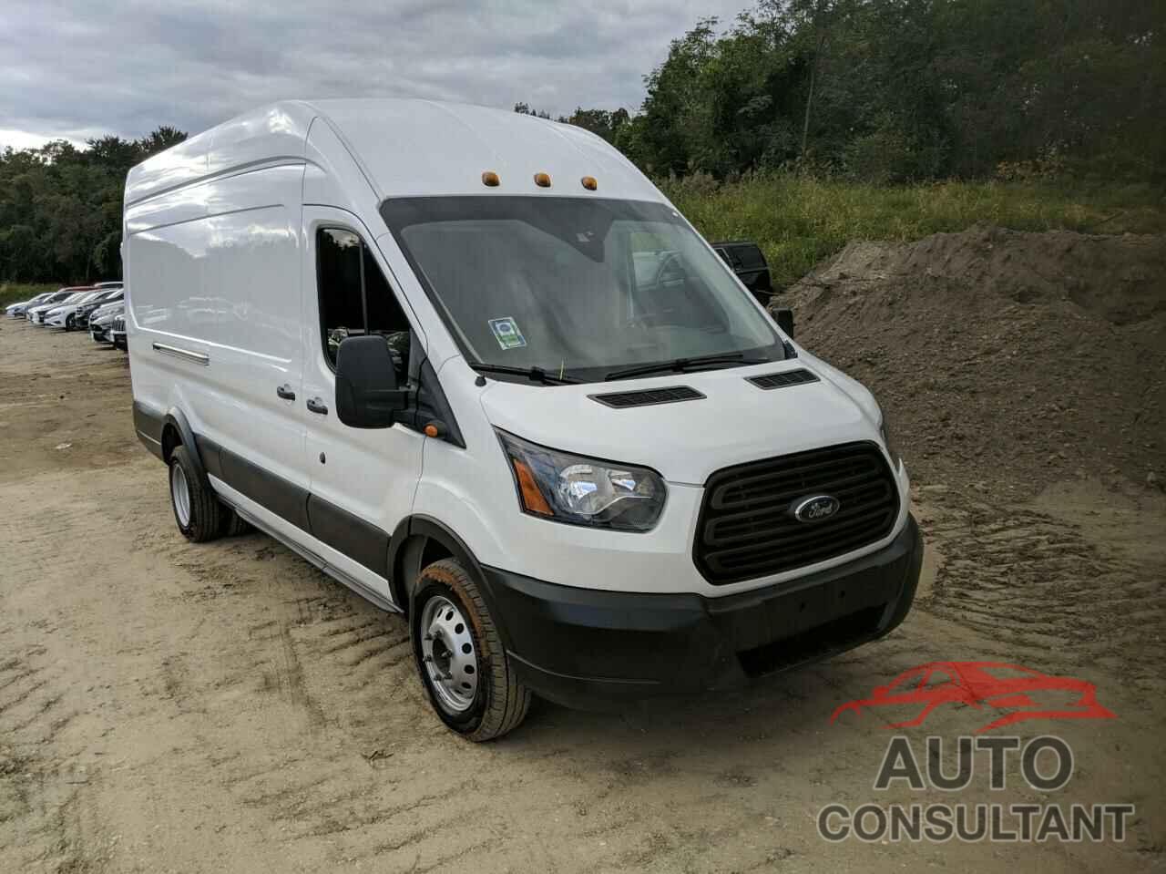 FORD TRANSIT CO 2018 - 1FTRS4XV4JKB27852