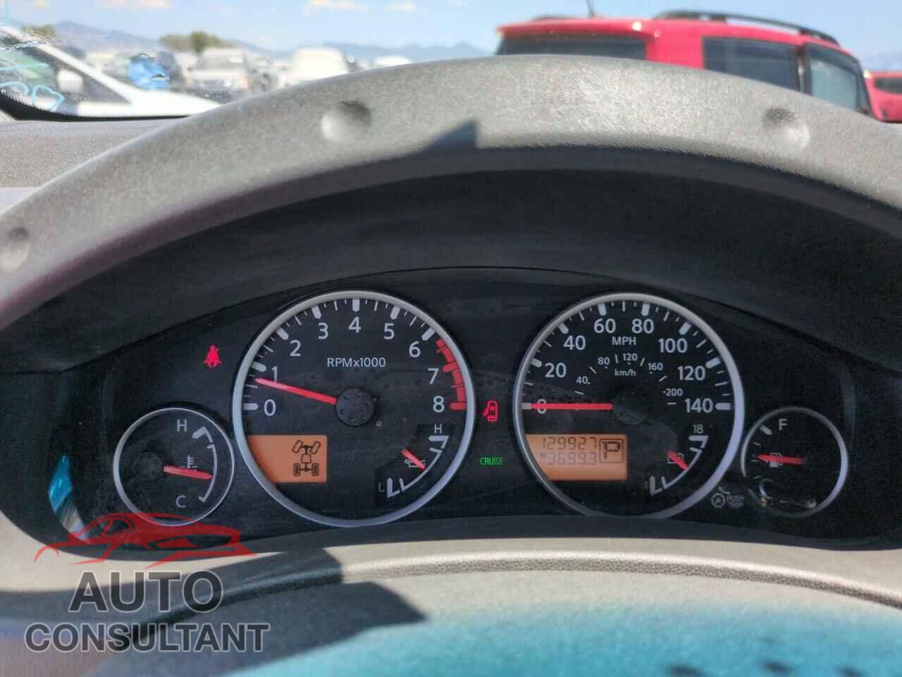 NISSAN PATHFINDER 2012 - 5N1AR1NB8CC629580